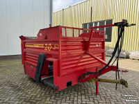Silage-block distribution wagon Schuitemaker Amigo 20s