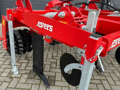 Deep subsoiler Evers Graslandwoeler WBG HS 2-270