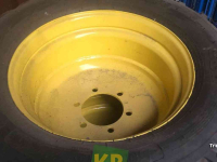 Wheels, Tyres, Rims & Dual spacers BKT 500/55X20 BKT