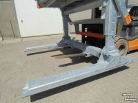 Other conveying equipment and accessories VHM MonoDumpr - VHM-Machinery Kistenkantelaar