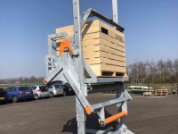 Other conveying equipment and accessories VHM MonoDumpr - VHM-Machinery Kistenkantelaar