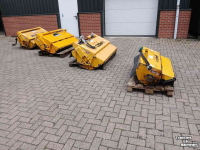 Mowing arm with flailmower McConnel Klepelmaaier klepelbak