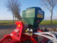 Seed drill Delimbe T18 pneumatische zaaimachine