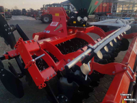 Seed drill Delimbe T18 pneumatische zaaimachine