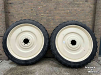 Wheels, Tyres, Rims & Dual spacers Alliance 270/95R54