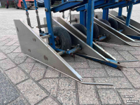 Other tree cultivation equipment and accessories Schrauwen kappenspuit 3 rijen gebruikt