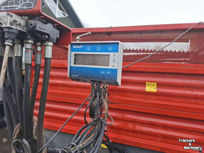 Silage-block distribution wagon Schuitemaker AMIGO 40S