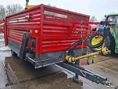 Silage-block distribution wagon Schuitemaker AMIGO 40S
