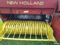 Balers New Holland Hayliner 377