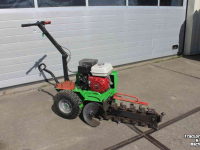 Other lawn and garden equipment and accessories  Garbin M65R kettinggraver sleuvengraver sleufgraafmachine Honda motor