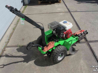 Other lawn and garden equipment and accessories  Garbin M65R kettinggraver sleuvengraver sleufgraafmachine Honda motor