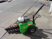 Other lawn and garden equipment and accessories  Garbin M65R kettinggraver sleuvengraver sleufgraafmachine Honda motor