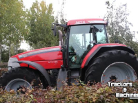 Tractor McCormick 175