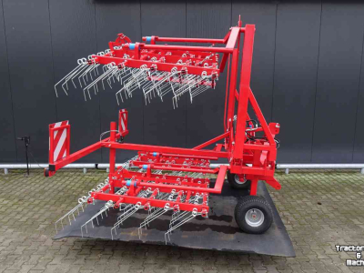 Meadow aerator Hofstede Wiedeg 6M  demo / overjarig nieuw