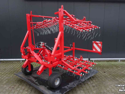 Meadow aerator Hofstede Wiedeg 6M  demo / overjarig nieuw