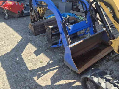 Front-end loader Iseki TM 3215