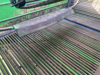 Potato harvester AVR RBL230 Zelfrijdende aardappelrooier