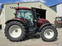 Tractor Valtra N174