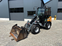 Wheelloader Giant G2500 HD X-TRA. Bak en Lepels, Vol cabine, 208 uur.