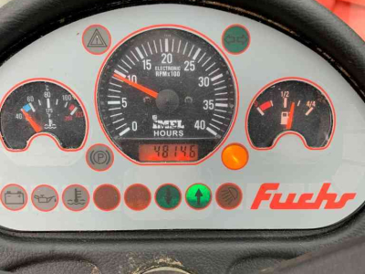 Wheelloader Fuchs F 1400 + VDW stroverdeler