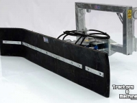 Other livestock equipment and accessories Qmac Modulo Gummischiebers für Ställen 240cm Anbau Merlo