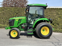 Small-track Tractor John Deere 4066R