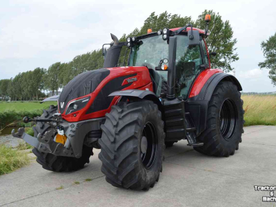 Tractor Valtra T 214 Direct