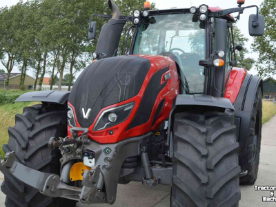 Tractor Valtra T 214 Direct