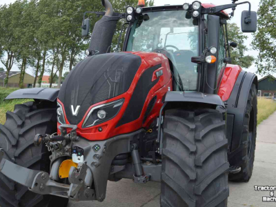 Tractor Valtra T 214 Direct