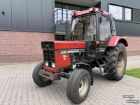 Tractor Case-IH 745 XL International 745XL