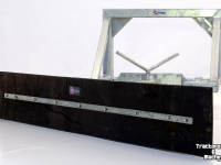Rubber yard scraper Qmac 240 MECH SCHUIN TEREX TL80 - TL120
