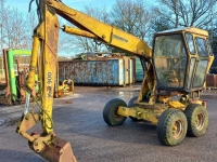 Excavator mobile Visanocar 900