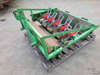 Vegetable- / Precision-seed drill Earthway 6 rij earthway zaaimachine in frame