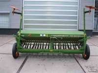 Seed drill Amazone D8-30 Special