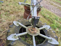 Feed sweeper wheel  voerveegband