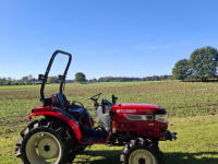 Tractor Mitsubishi MTU 26 minitractor met voorlader €15950