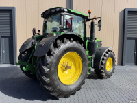 Tractor John Deere 6215R