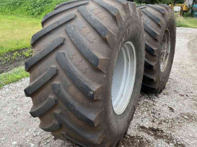 Wheels, Tyres, Rims & Dual spacers BKT BKT 800/65R32 Agri Max Teris diversen