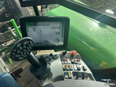 Potato harvester AVR Puma 3