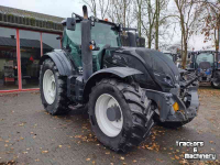 Tractor Valtra T214 Direct