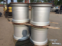 Wheels, Tyres, Rims & Dual spacers  GKN - 24.00x26.5