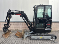 Mini-Excavator Takeuchi TB325R + Compact Tilt tiltrotator