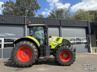 Tractor Claas Axion 810