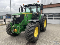 Tractor John Deere 6215R