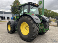 Tractor John Deere 6215R