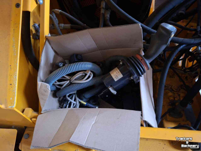 Mowing arm with flailmower Herder MBKA 512SH