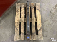 Used parts for tractors Fendt Trekstang A192 | Zwaailat | 0098158202000