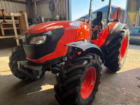 Tractor Kubota M7060 hydraulic shuttle