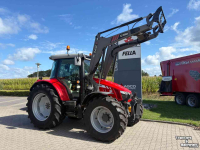 Tractor Massey Ferguson 5712 SL