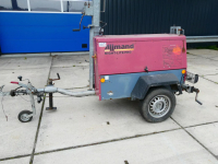 Other earthmoving and heavy equipment and accessories  Lichtmast